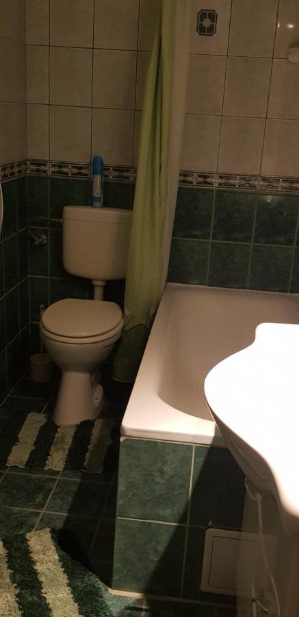 Kalman Panzio Bed & Breakfast Сегед Екстериор снимка
